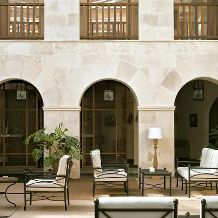 Convento Hotel